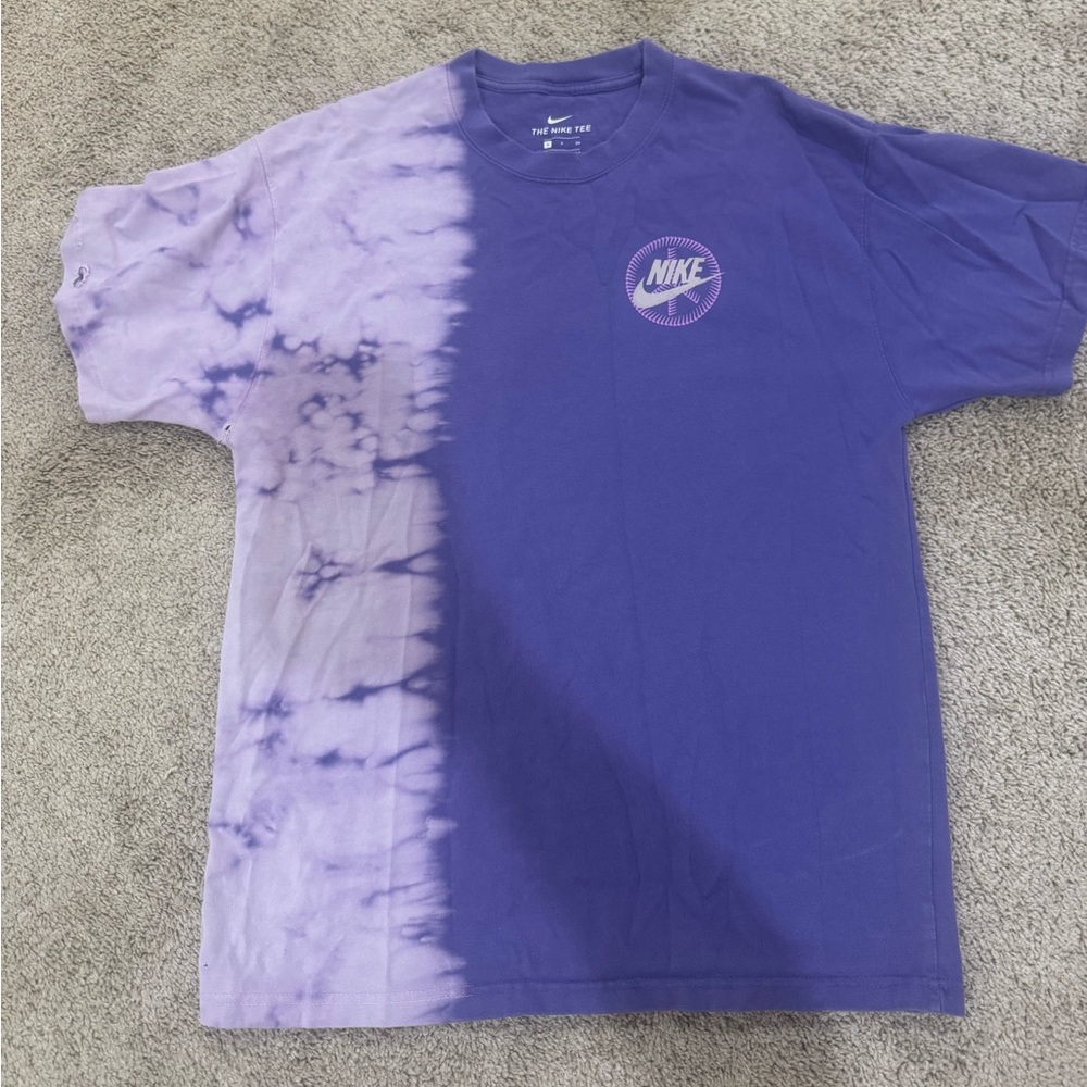 Nike Men’s Two-Tone Purple Tie-Dye Short Sleeve Tee